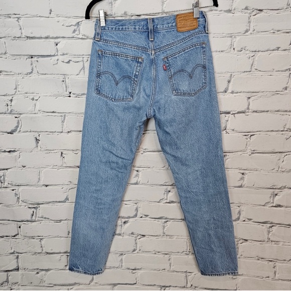 Levi's Wedgie Icon Jeans in Athens - Picture 3 of 8